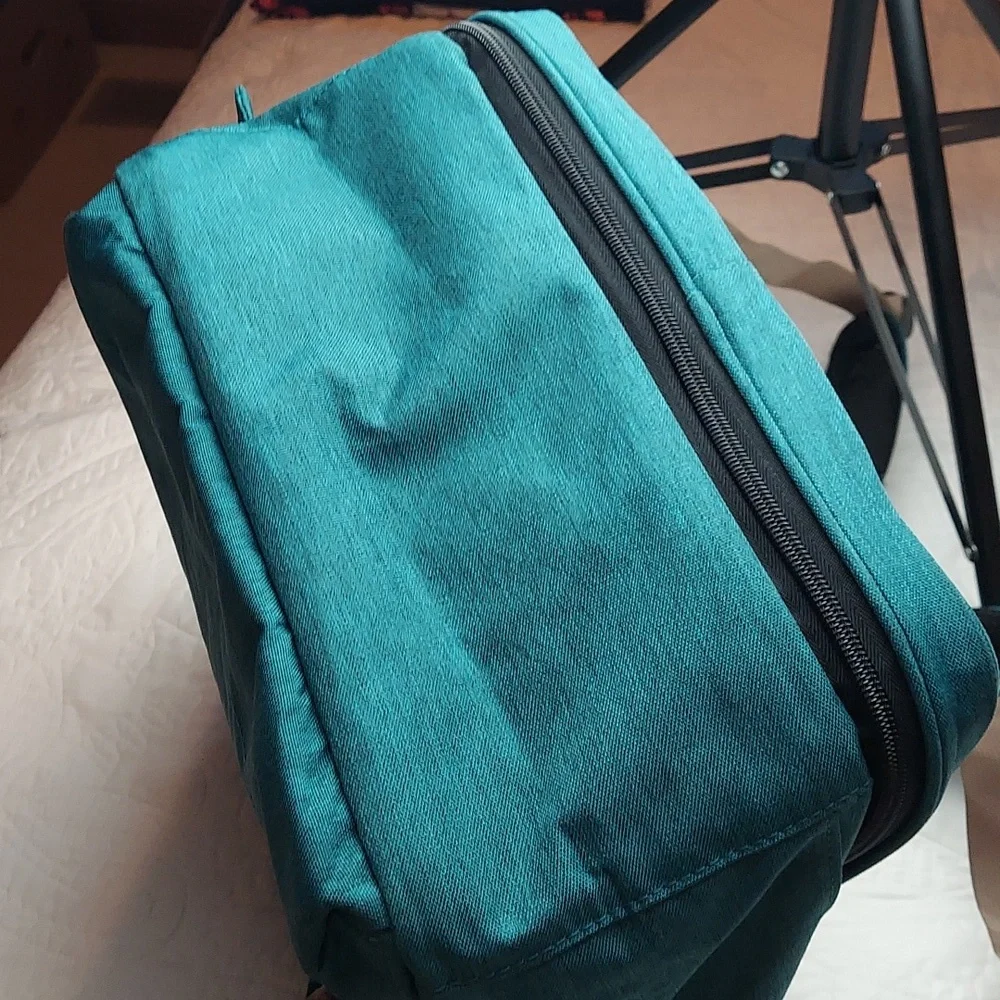 Debug Baby Diaper Bag Backpack Green Gold Large Capacity, Waterproof, Like New
